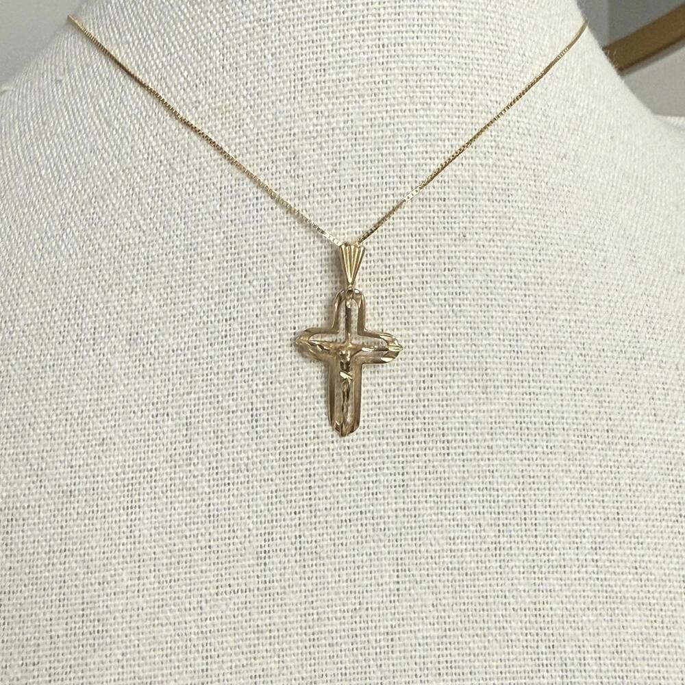 14K SOLID GOLD Religious Cross Pendant
